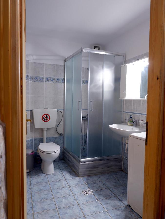Mani Home Néon Oítilon Esterno foto