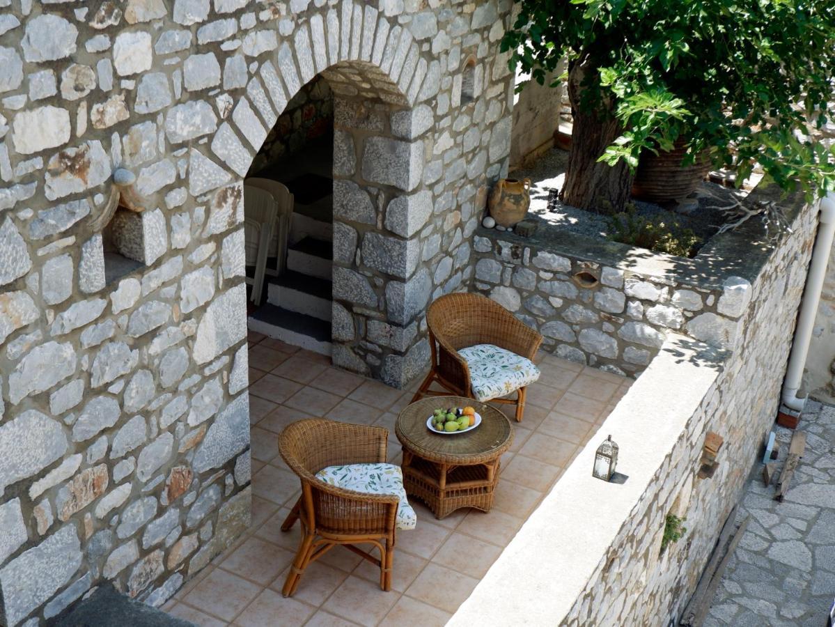 Mani Home Néon Oítilon Esterno foto